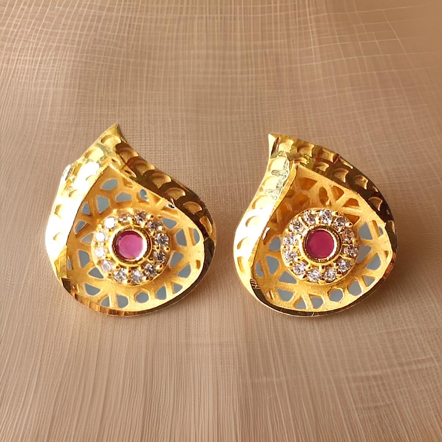 Leaves Design 1.5 Gram Gold-Plated Stud Earrings – Elegant Nature-Inspired Jewelry