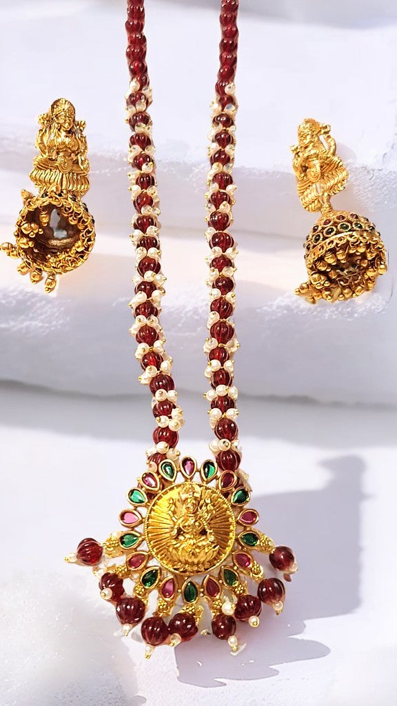 Elegant Red and Green Color Temple Design Necklace Set Combo Set for Women – Traditional Indian Bridal Jewelry