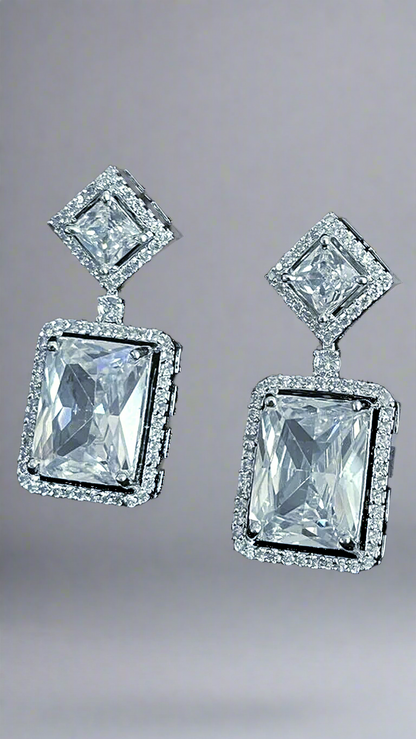 White Color Statement American Diamond Necklace Set