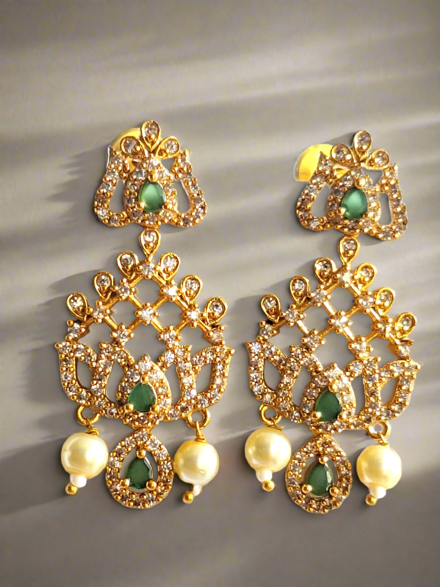 Lotus design Green Stone 1.5 Gram Gold plated Necklace Set