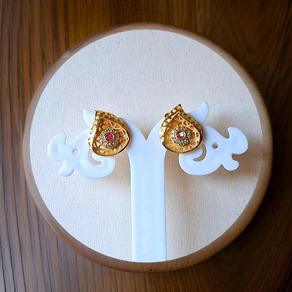 Leaves Design 1.5 Gram Gold-Plated Stud Earrings – Elegant Nature-Inspired Jewelry