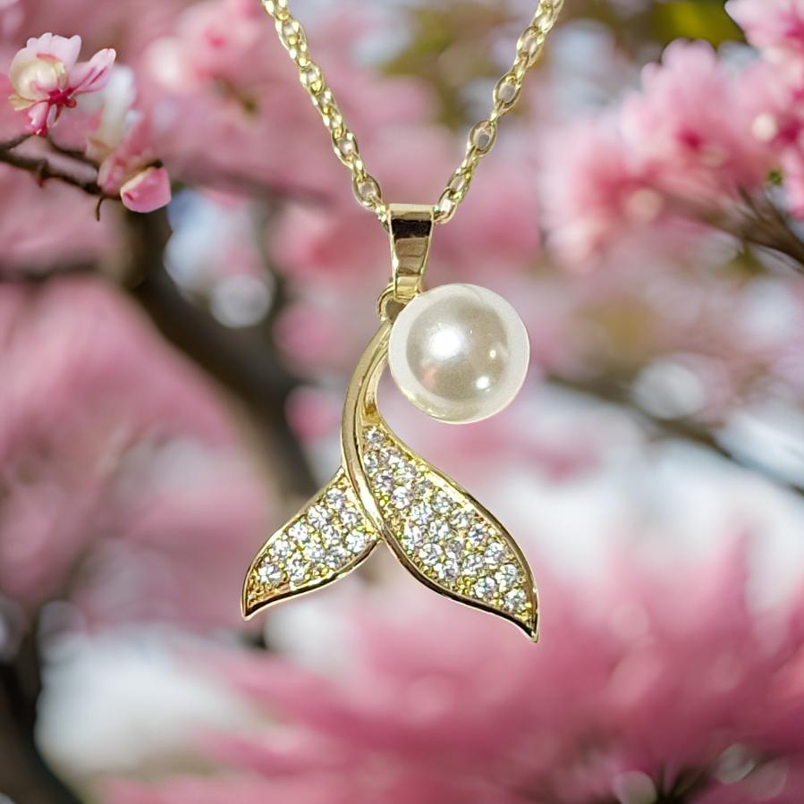 Fish Tail With Pearl Pendant Anti Tarnish Chain Necklace