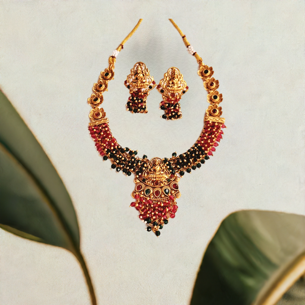 Lakshmi Motif Temple Jewelry Necklace Set