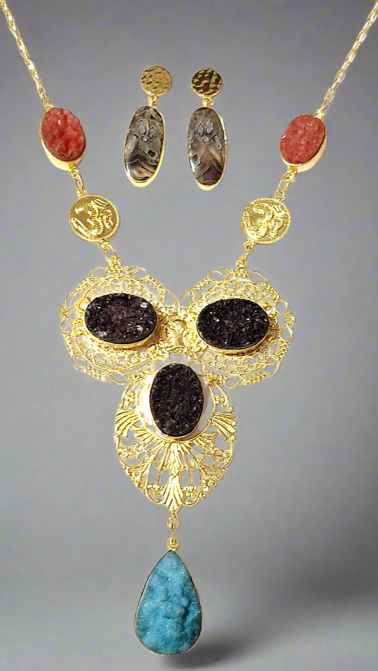 Marble Raw Stone Gold Plated Brass Necklace Set